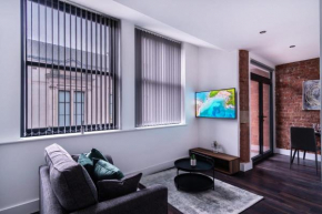 Central Liverpool 1 Bed Apartment w Balcony